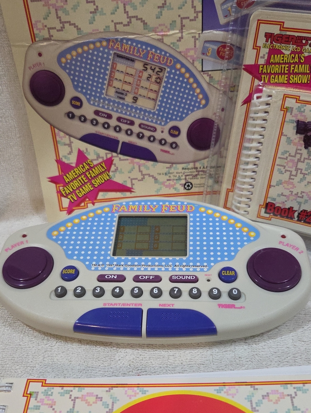 FAMILY FEUD GAME - Picture 2 of 5
